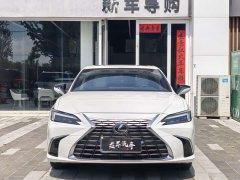 Lexus ES 200 Premium Edition - ფოტო 2