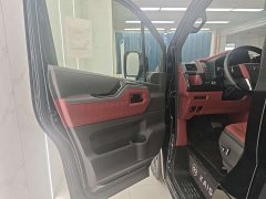 Toyota HIACE 3.5L Automatic - ფოტო 8