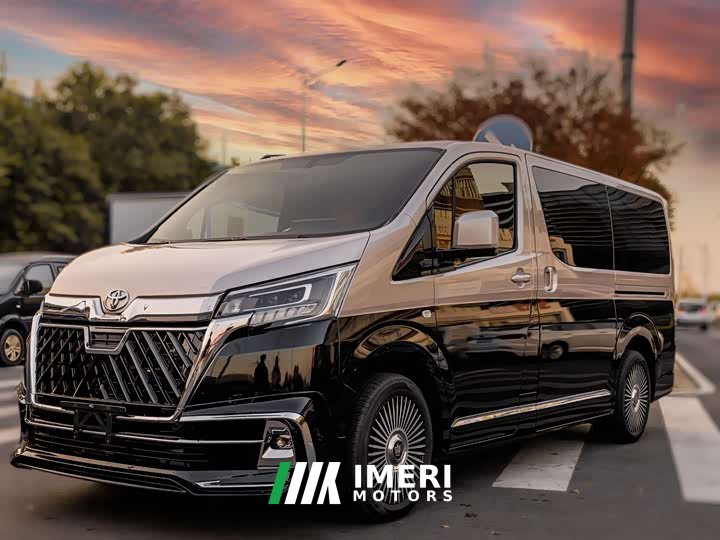 Toyota HIACE 3.5L Automatic - ავტომობილი ჩინეთიდან