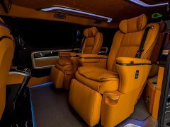 Toyota HIACE 3.5L Automatic - ფოტო 12