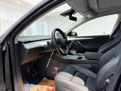 Tesla Model Y Rear-Wheel Drive - ფოტო 5