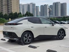 Lynk & Co Geely Lynk & Co 20 530km Rear-wheel Drive Max - ფოტო 6