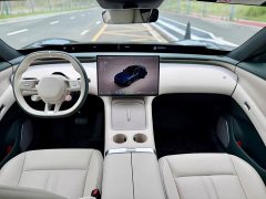 Xiaomi YU7 2025 Four-Wheel Drive Pro - ფოტო 11
