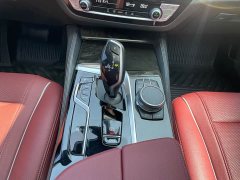 BMW 5 Series 525Li M Sport Package - ფოტო 12