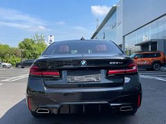 BMW 5 Series 525Li M Sport Package - ფოტო 19