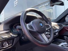 BMW 5 Series 525Li M Sport Package - ფოტო 5