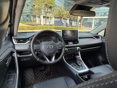 Toyota Venza Hybrid 2.5L E-CVT FWD Luxury - ფოტო 14