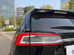 Toyota Venza Hybrid 2.5L E-CVT FWD Luxury - ფოტო 9