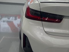BMW 3 Series 325Li M Sport Package - ფოტო 6