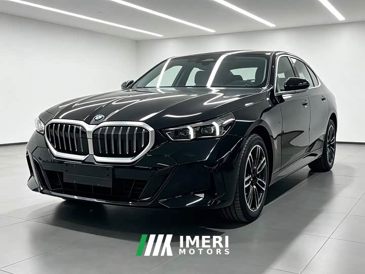 BMW 5 Series Facelift 530Li Premier M Sport Package - ავტომობილი ჩინეთიდან