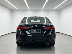 BMW 5 Series Facelift 530Li Premier M Sport Package - ფოტო 6