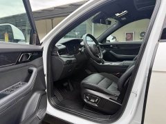 Lynk & Co Geely Lynk & Co 09 2021 2.0T Halo Six-Seater - ფოტო 4
