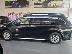 Toyota Gravia 2.5L Hybrid Comfort Edition - ფოტო 3