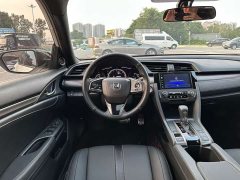 Honda Civic 2021 Hatchback 220 Turbo CVT Trendy Control - ფოტო 6