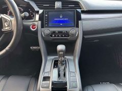 Honda Civic 2021 Hatchback 220 Turbo CVT Trendy Control - ფოტო 8