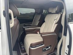 Buick GL8 Land Executive Cabin 652T Luxury - ფოტო 11