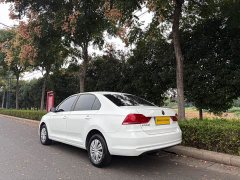 Volkswagen Santana 1.5L Manual Fashion Edition - ფოტო 2