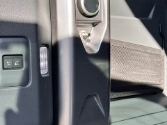 Land Rover Defender 250 Diesel - ფოტო 17