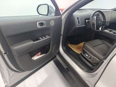 Li Auto L8 Pro - ფოტო 4