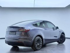 Tesla Model Y 2022 Facelift Rear-Wheel Drive - ფოტო 3
