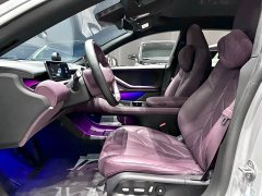 NIO ET5T 75kWh Touring - ფოტო 10