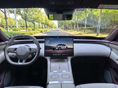 Xiaomi YU7 2025 Four-Wheel Drive Pro - ფოტო 10