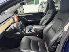 Tesla Model Y Rear-Wheel Drive - ფოტო 4