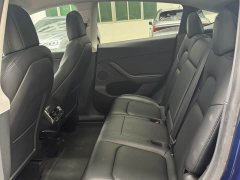 Tesla Model Y Rear-Wheel Drive - ფოტო 5