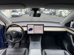Tesla Model Y Rear-Wheel Drive - ფოტო 6