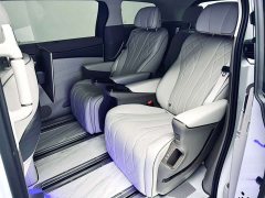 Denza D9 2022 DM-i 970 AWD Flagship - ფოტო 4