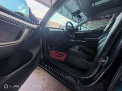 Tesla Model Y Rear-Wheel Drive - ფოტო 4