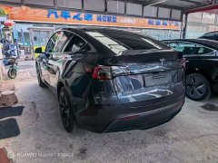 Tesla Model Y Rear-Wheel Drive - ფოტო 7