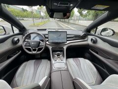 BYD Frigate 07 Glory Edition DM-i 205KM Flagship - ფოტო 11