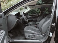 Volkswagen Passat 330TSI Starry Sky Luxury Edition - ფოტო 15