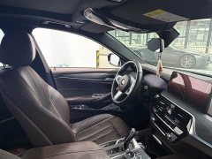 BMW 5 Series 530Li Premier M Sport Package - ფოტო 6