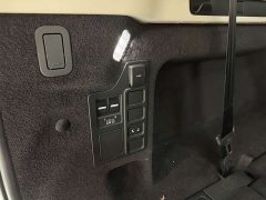 Land Rover Discovery 2021 360PS R-Dynamic S - ფოტო 18