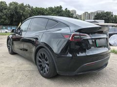 Tesla Model Y Standard Range RWD - ფოტო 13