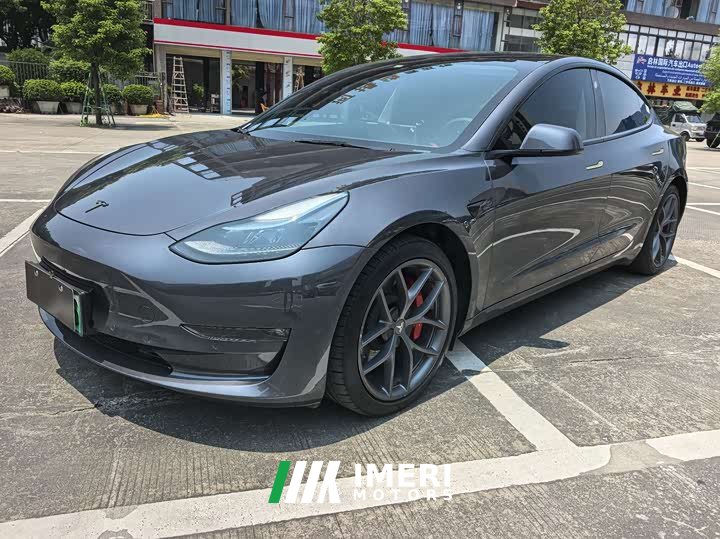 Tesla Model 3 Performance All-Wheel Drive - ავტომობილი ჩინეთიდან
