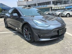 Tesla Model 3 Performance All-Wheel Drive - ფოტო 3