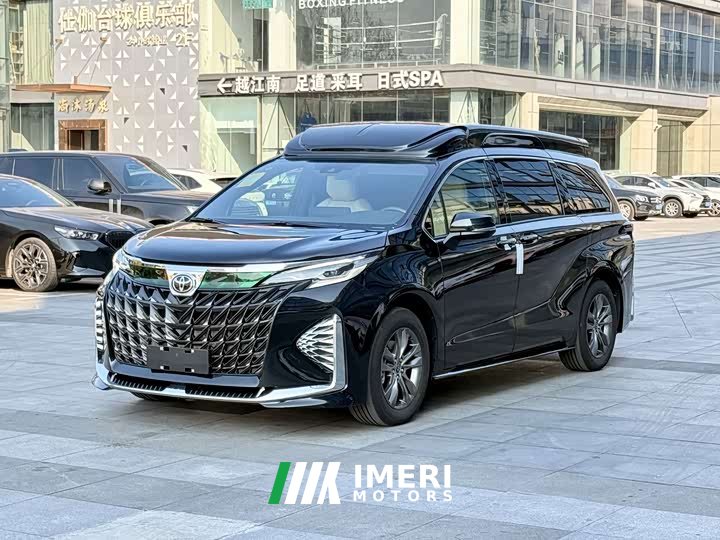Toyota Sienna 2.5L Hybrid AWD Luxury - ავტომობილი ჩინეთიდან