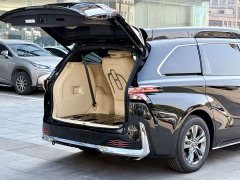 Toyota Sienna 2.5L Hybrid AWD Luxury - ფოტო 15