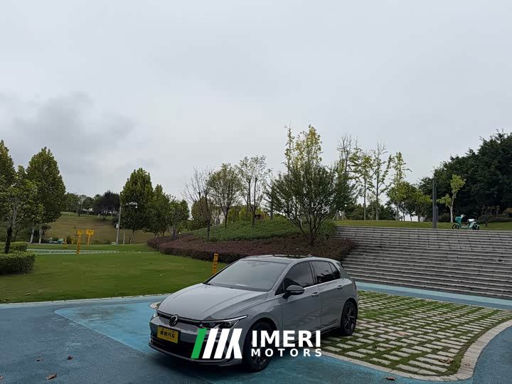 Volkswagen Golf 280TSI DSG R-Line