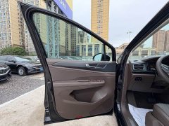 Volkswagen Viloran 330TSI Business Edition - ფოტო 15