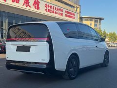 Li Auto Li Xiang MEGA Ultra - ფოტო 5