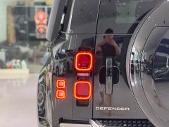 Land Rover Defender 110 3.0T P400 X-DYNAMIC HSE - ფოტო 18