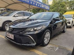 Toyota Camry 2.0G Luxury - ფოტო 1