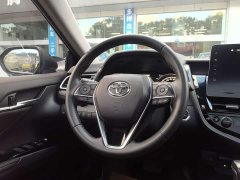 Toyota Camry 2.0G Luxury - ფოტო 10