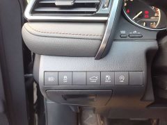 Toyota Camry 2.0G Luxury - ფოტო 12