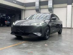 Changan Yida Blue Whale NE 1.5T GDI DCT Comfort Edition - ფოტო 1