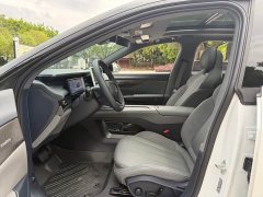 Lynk & Co Geely Lynk & Co 07 EM-P 2024 EM-P 126 Extended Range Halo - ფოტო 15
